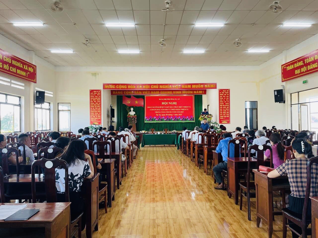 Hội nghị đánh giá kết quả thực hiện nhiệm vụ 6 tháng đầu năm và triển khai nhiệm vụ trọng tâm 6 tháng cuối năm 2023