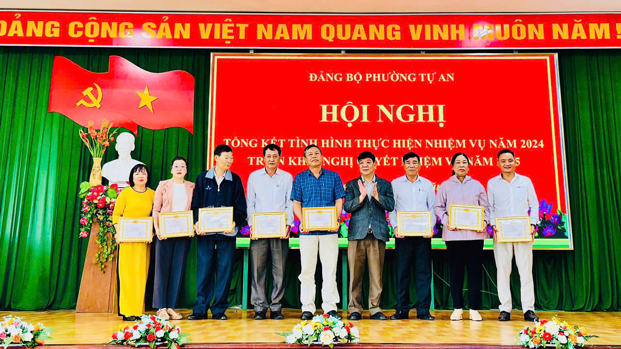 Đảng bộ phường Tự An tổ chức Hội nghị tổng kết tình hình thực hiện nhiệm vụ năm 2024, triển khai nghị quyết nhiệm vụ năm 2025